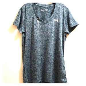 V-Neck Under Armour T-Shirt